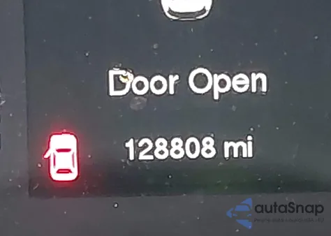 2016 Jeep Cherokee Latitude z USA, uszkodzony, nr VIN 1C4PJMCSXGW101148